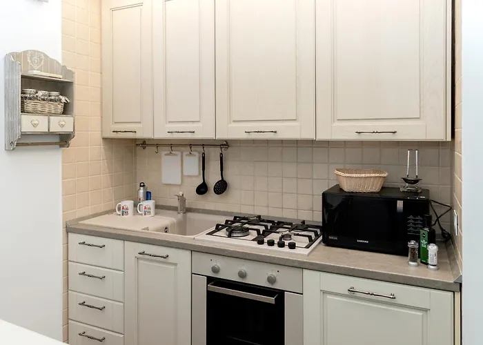 Apartament San Giovanni Prestige Flat By Rhr *